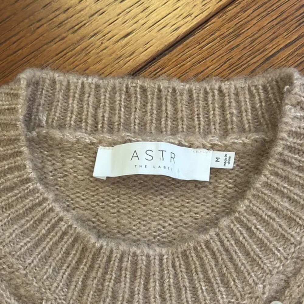 ASTR The Label Pearl‎ Embellished Sweater size M - Picture 8 of 11